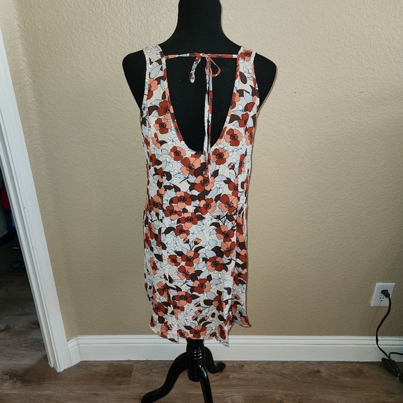 Hayden Los Angeles Floral Sleeveless Dress NWT Sizes S,M,L Available - Picture 8 of 10
